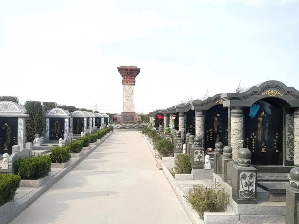 南马集公墓有没有家族墓